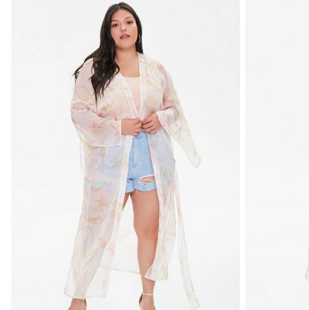 Plus Size Peach Tropical Floral Kimono